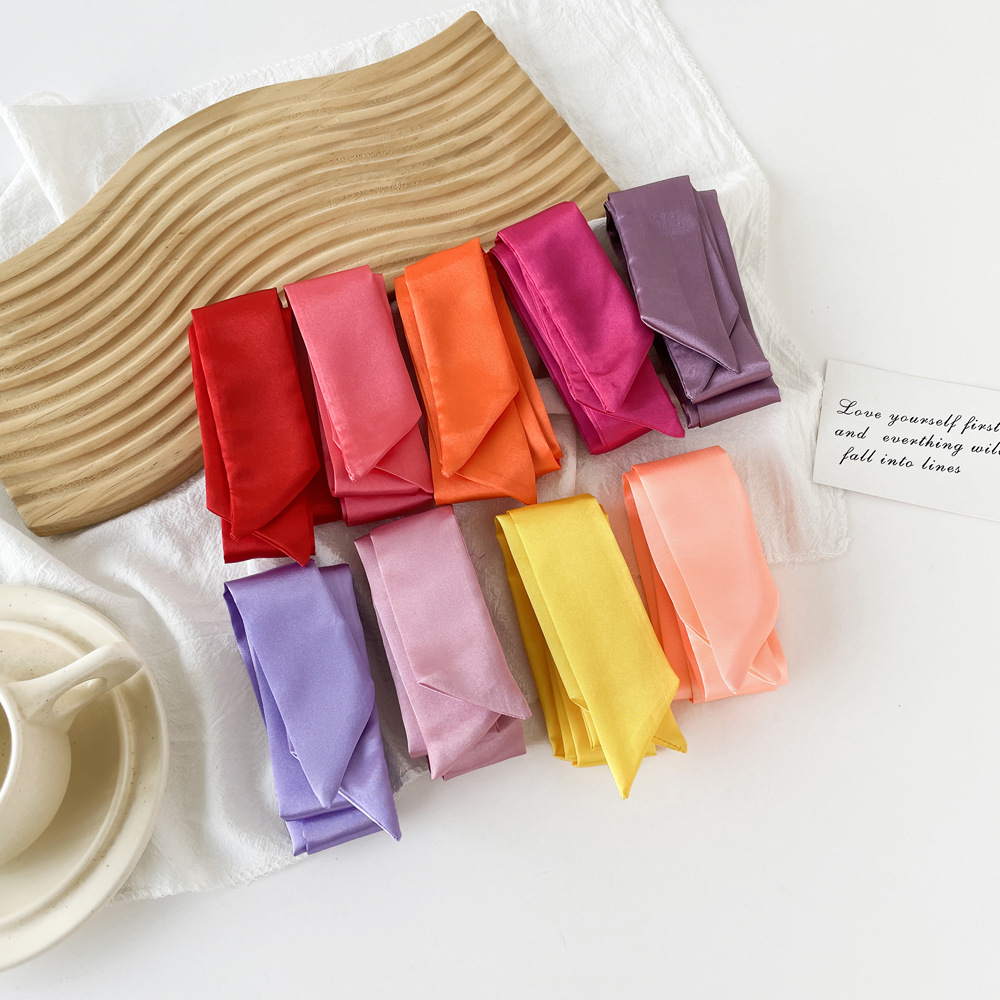 Einfarbiger Satin-Schmalschal  – Bow Tie Pre Tied Bewertung und Preis